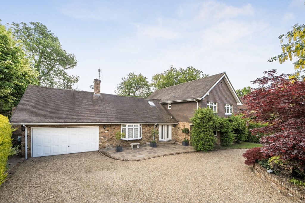 Property photo 1 of 41 1463471-2-6A0Ae16...