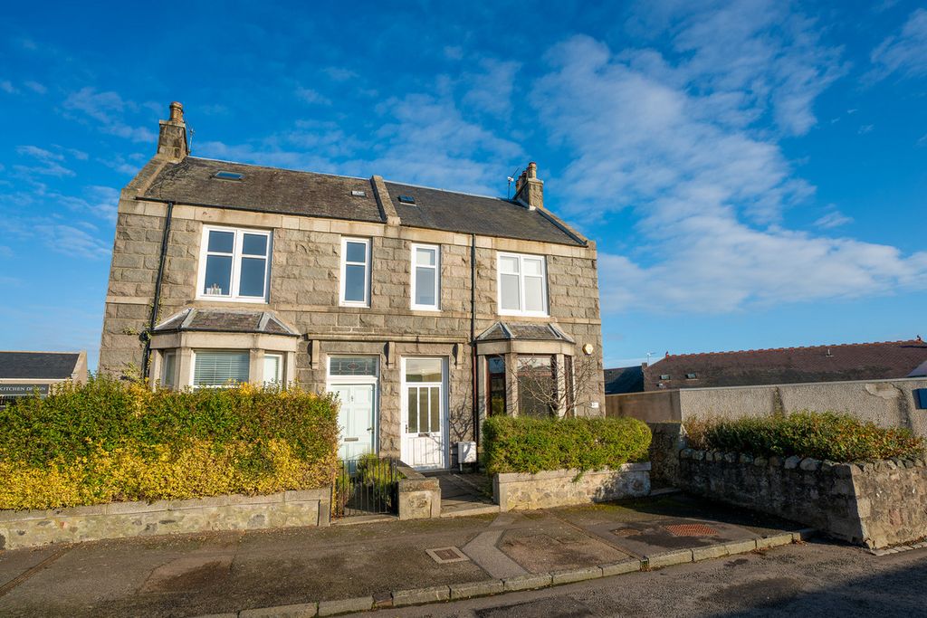 Property photo 1 of 26