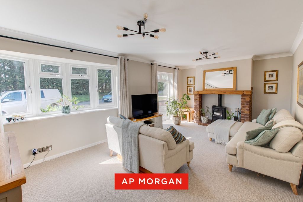 Property photo 2 of 22 Picture No. 45