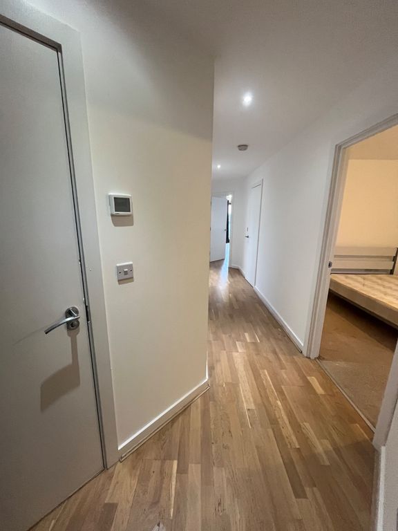 Property photo 2 of 12 4655453