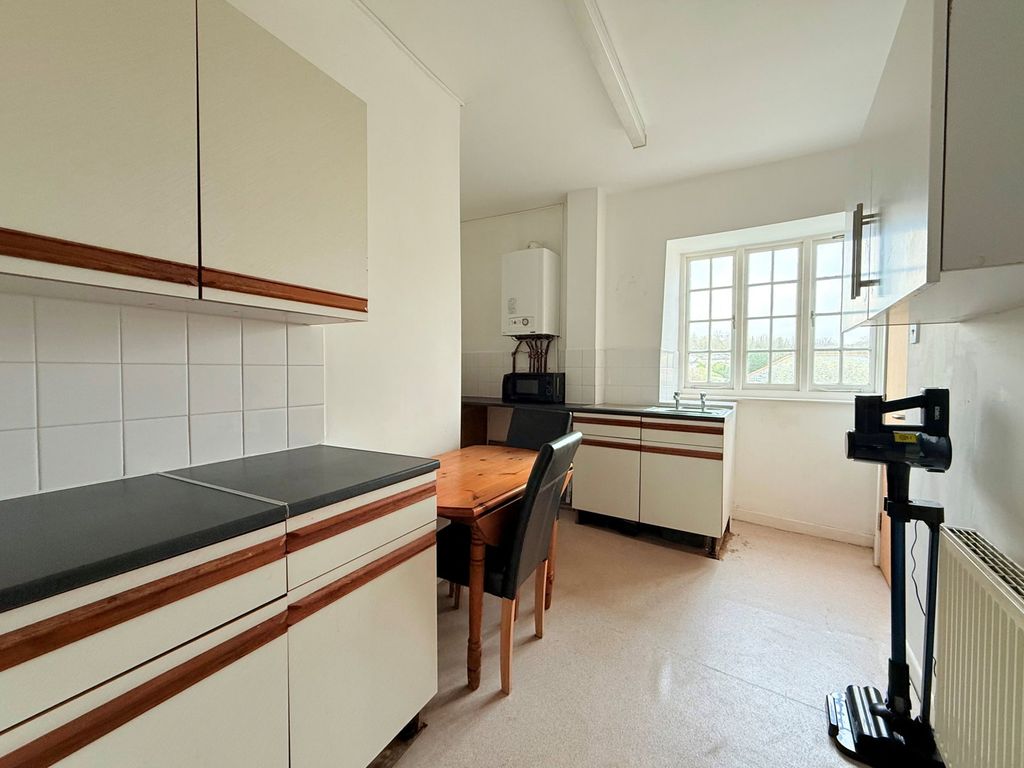 Additional image 7 of 1 bed flat for saleLower Market Street, Penryn TR10
