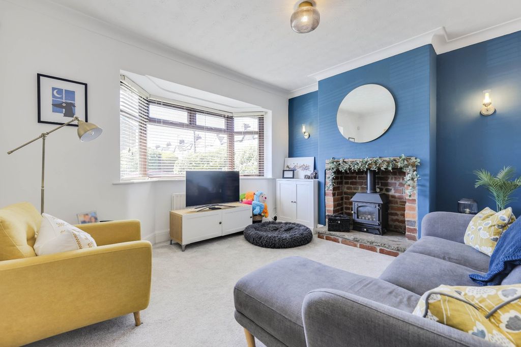Property photo 2 of 17 Picture No. 01
