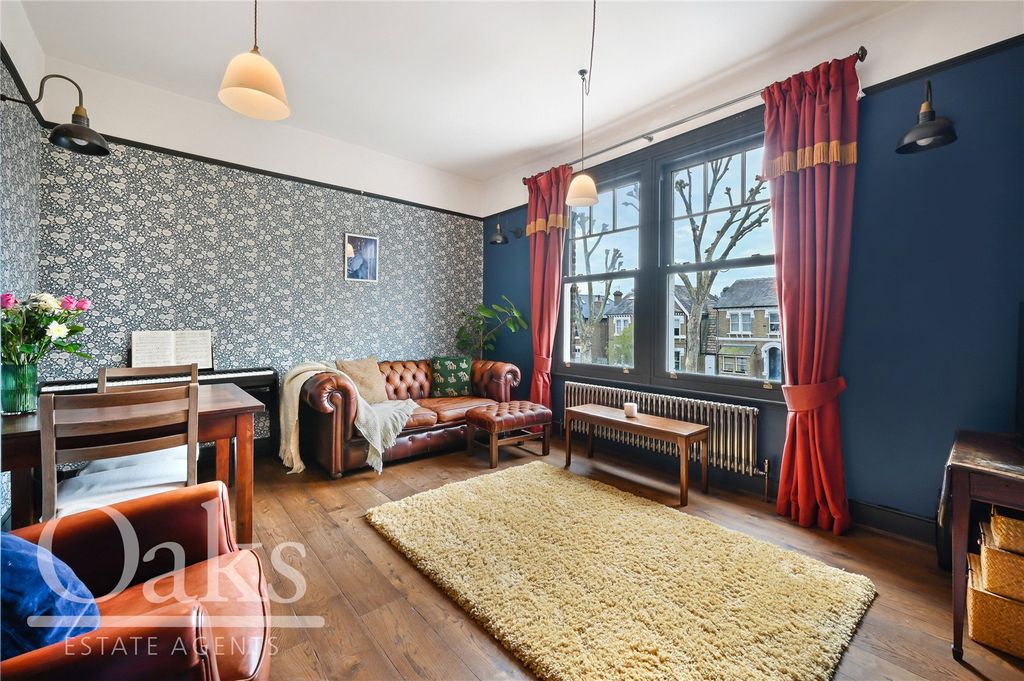 Property photo 3 of 8 Picture No. 05