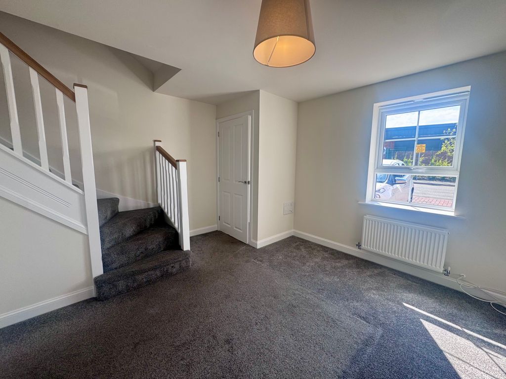 Property photo 2 of 17 Img_2251