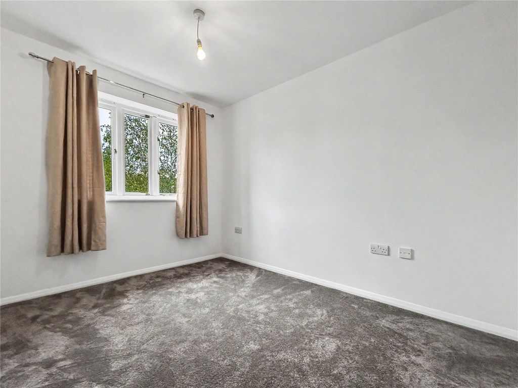 Property photo 3 of 14 Picture No. 11