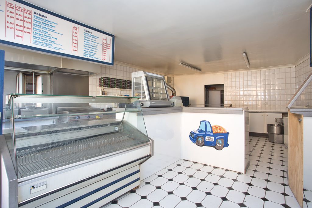 Property photo 2 of 9 Picture 2