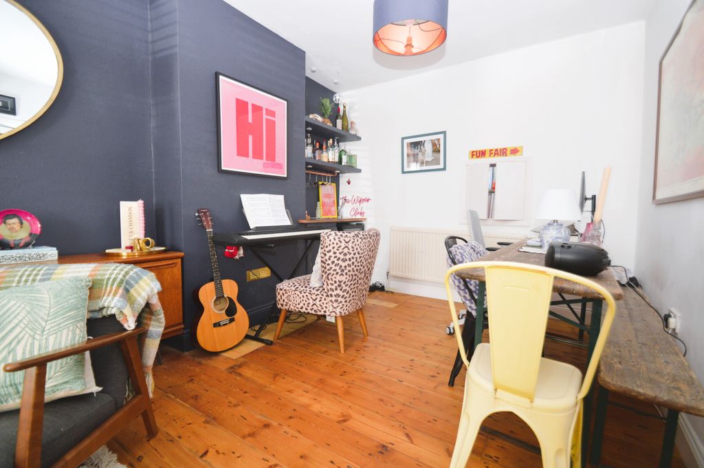 Property photo 3 of 12 Dsc_1684