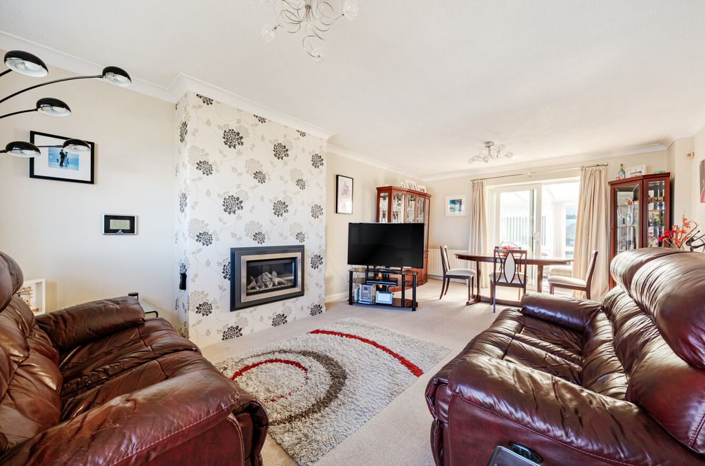 Property photo 3 of 21 3 - 1430871-7-69Baa7F...