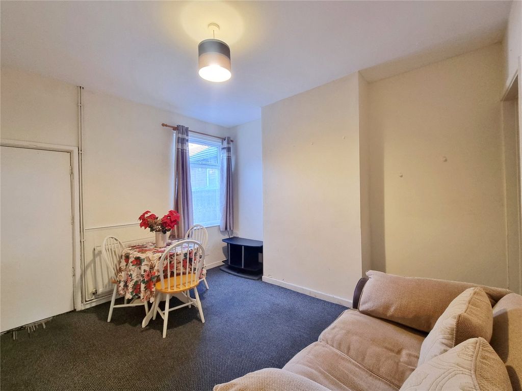 Property photo 3 of 7 Rear Reception Room