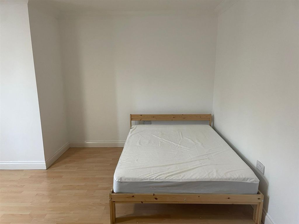 Property photo 1 of 3 d2Cf7F6d-9d65-41B2-A75E-29316E127d55.Jpg