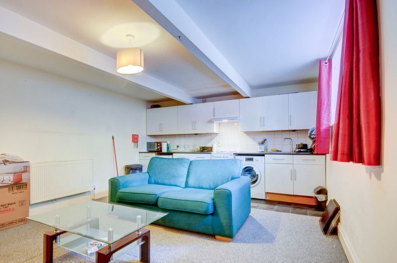 Property photo 2 of 6