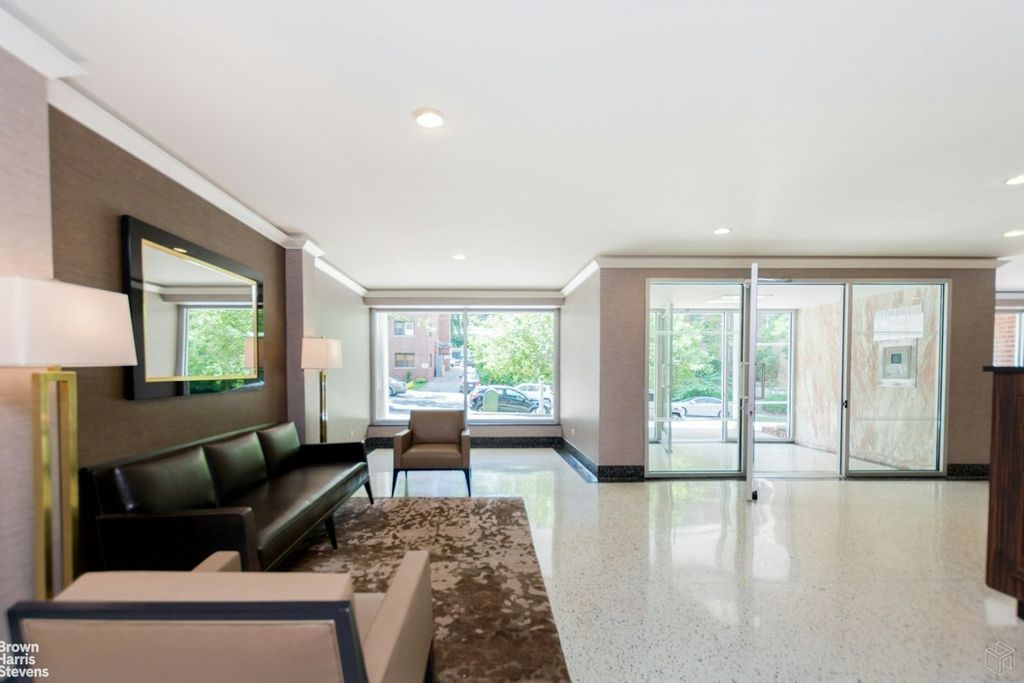 Property photo 2 of 9 <Alttext/>