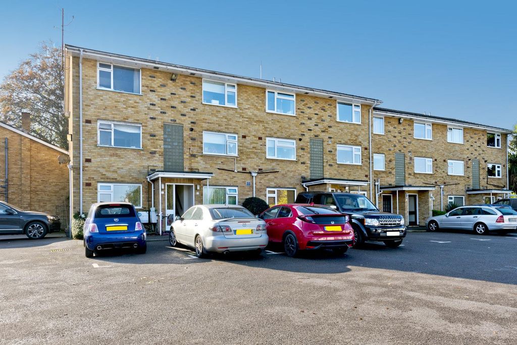 Property photo 1 of 13 14Theorchard_0048.Jpg