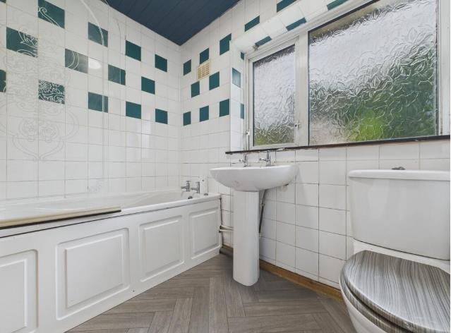 Property photo 2 of 11 Balcony