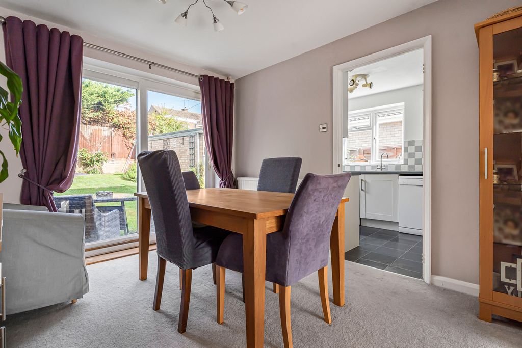 Property photo 3 of 12 Dining Room