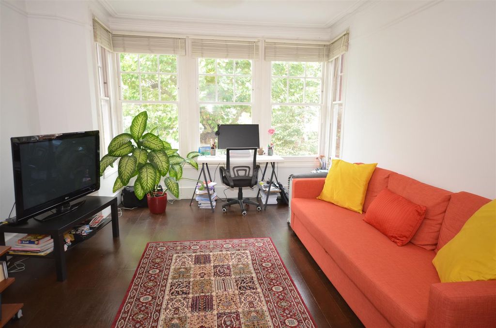 Property photo 1 of 4