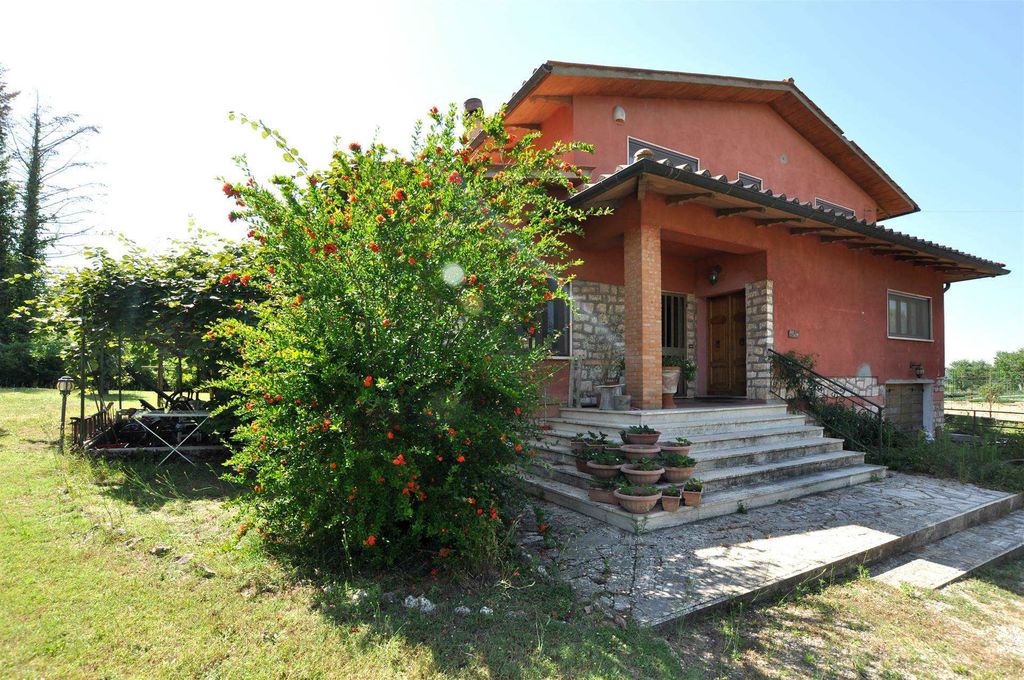 Property photo 1 of 30
