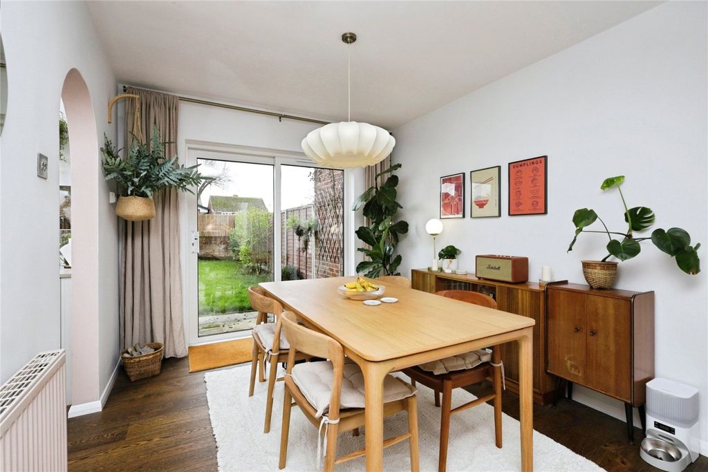 Property photo 3 of 23 Picture No. 10