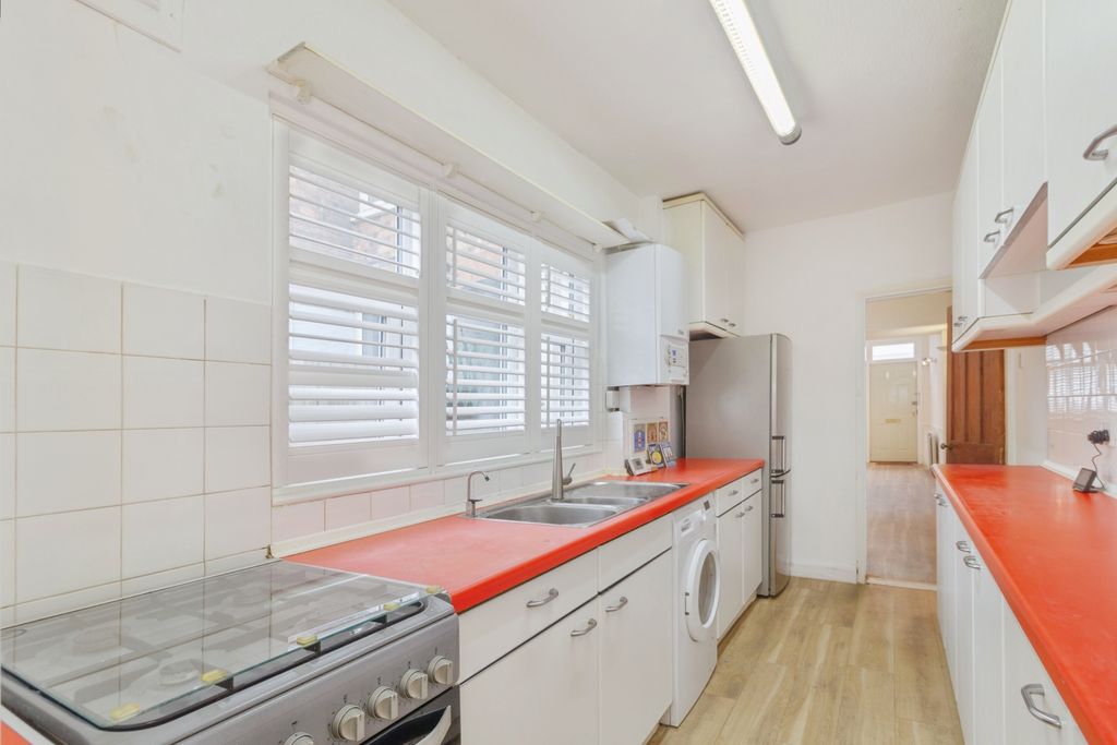 Property photo 2 of 15