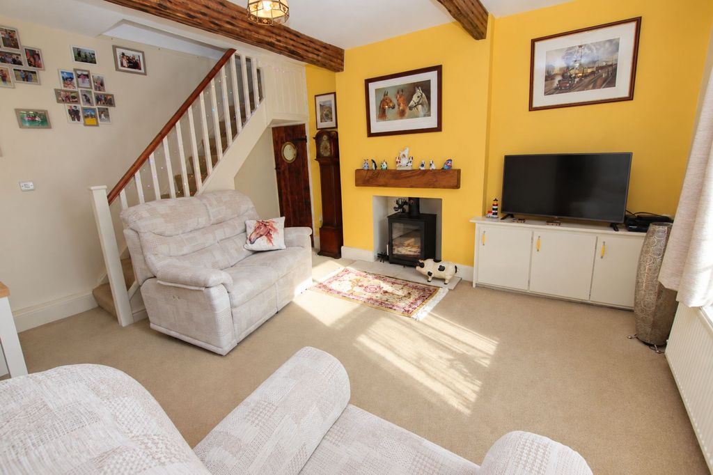 Property photo 2 of 22