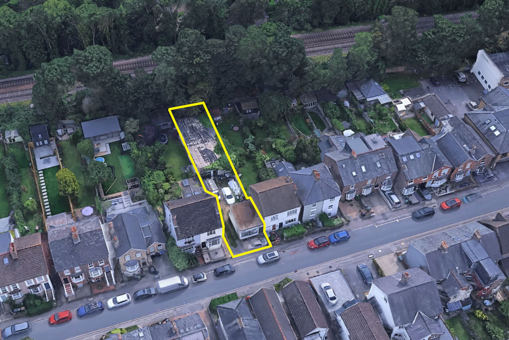 Property photo 1 of 14 25 Doods Road, Reigate, Rh2 0Nt