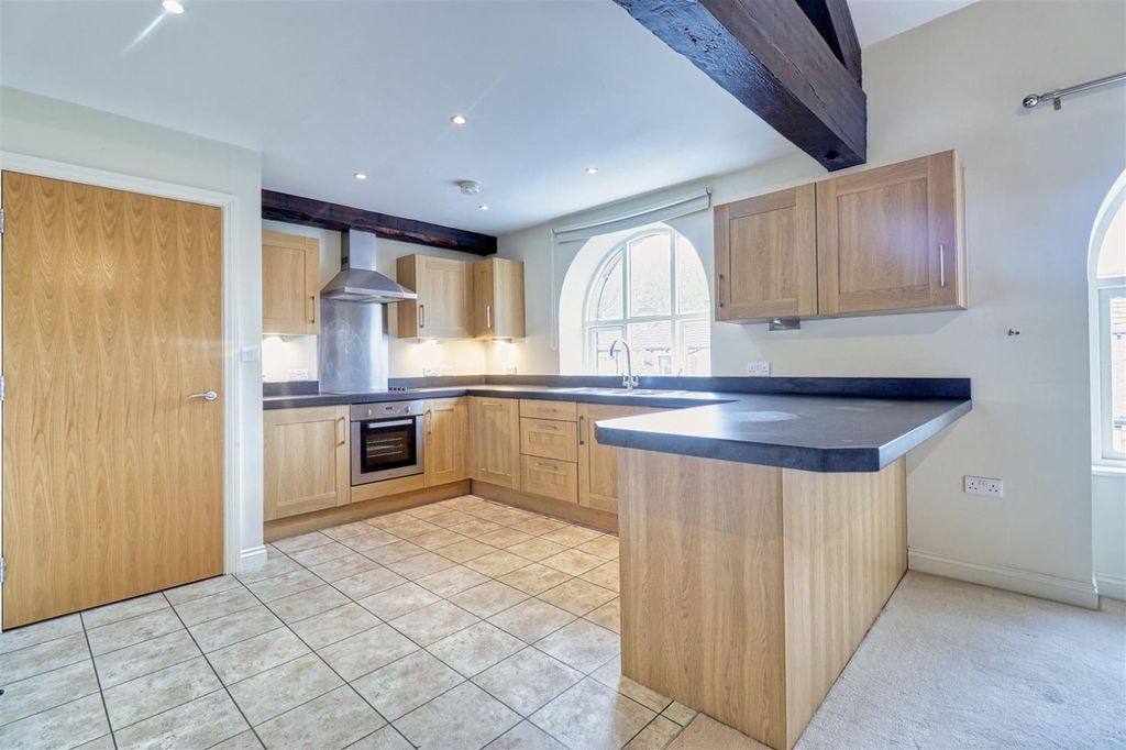 Property photo 2 of 19 Picture No. 08