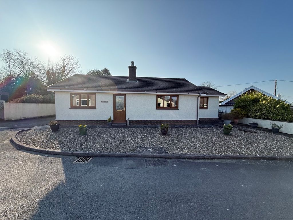 Property photo 1 of 36