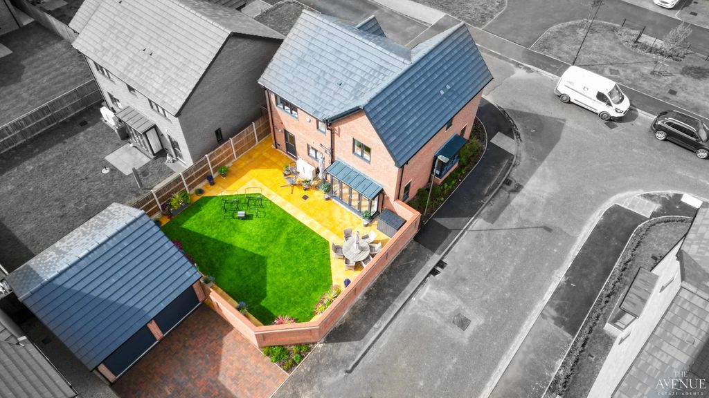 Property photo 1 of 27 4466772