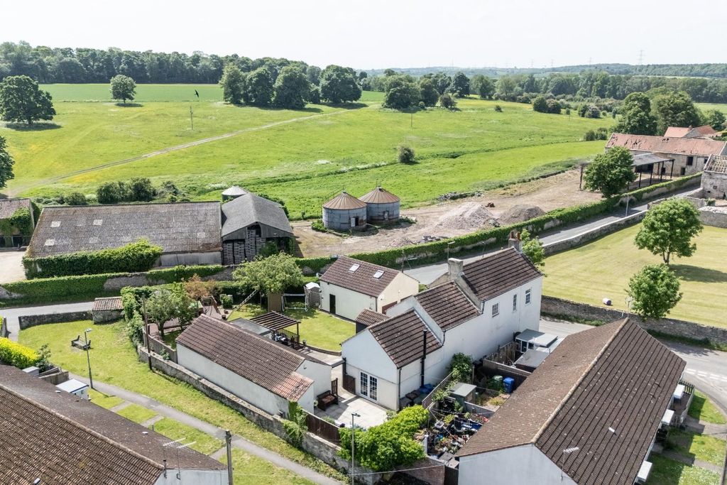 Property photo 2 of 39 Dji_20260522123436_0415_D.Jpg