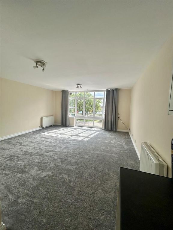 Property photo 2 of 6 c2d7373F-Ad40-4A25-A139-0A3Abb0A96Ad.Jpeg