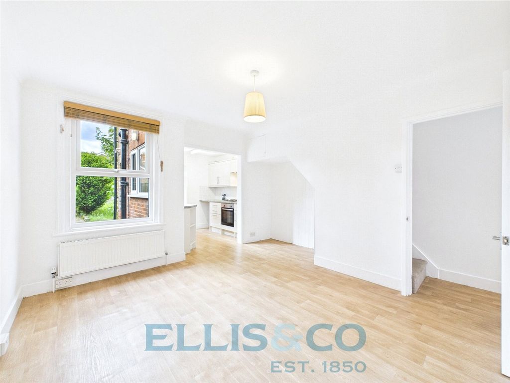 Property photo 3 of 11 Picture No. 08