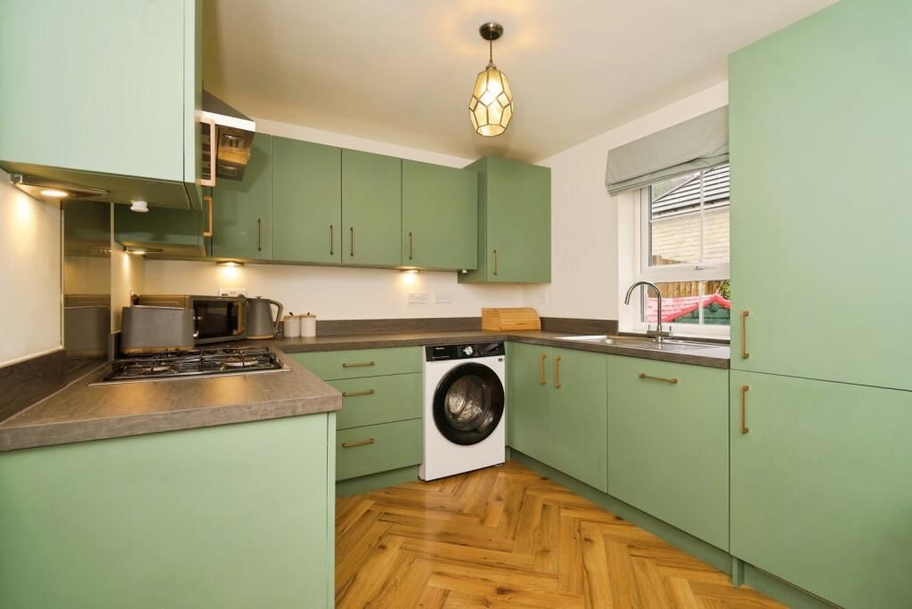 Property photo 3 of 13