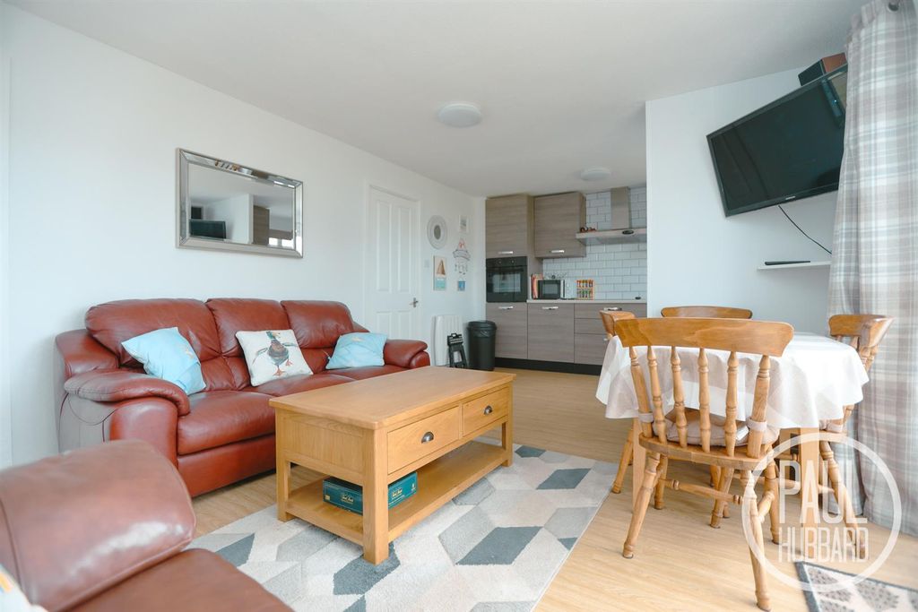 Property photo 3 of 14 7R5A9929-2.Jpg