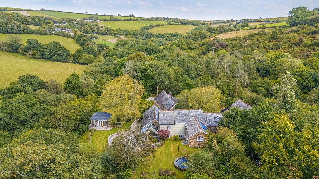 Property photo 1 of 30 Drone Shot