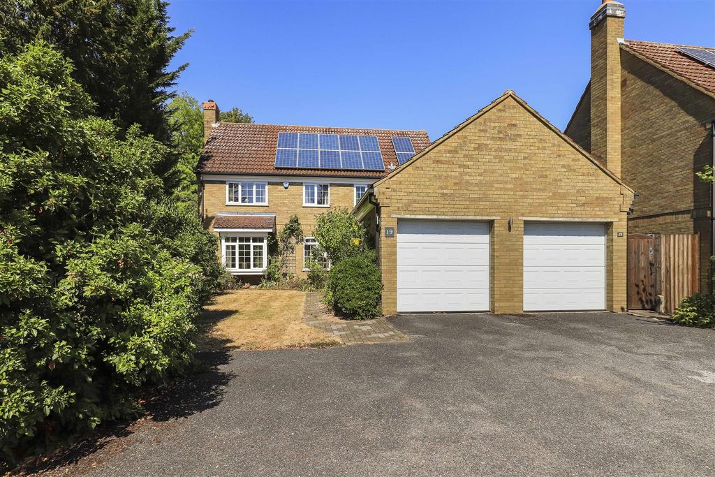 Property photo 1 of 33 Img (28).Jpg