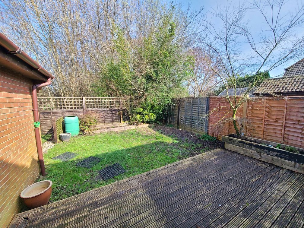 Property photo 2 of 31