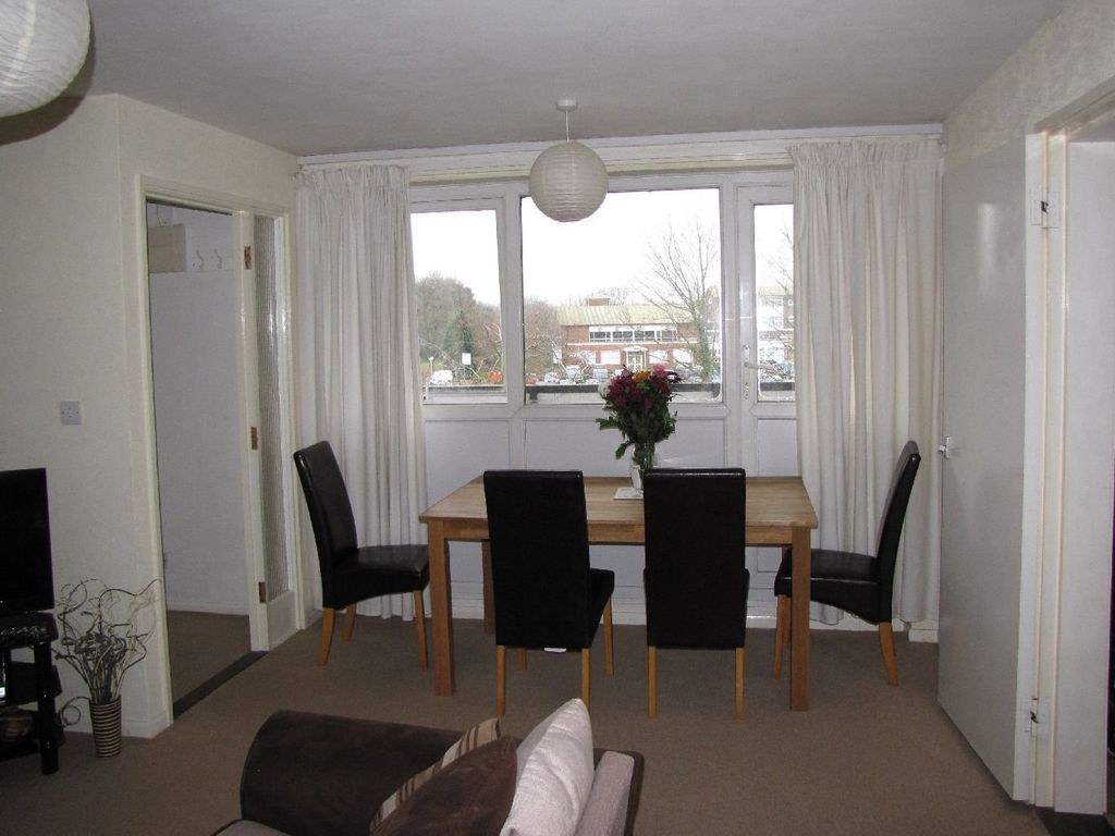 Property photo 3 of 7