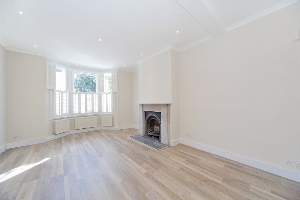 Property photo 1 of 6 Reception Room