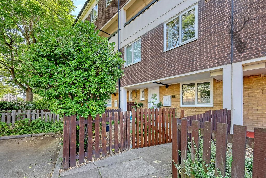 Property photo 1 of 27
