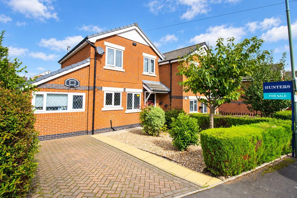 Property photo 1 of 17