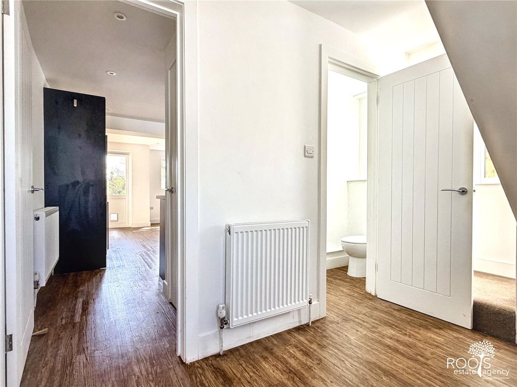 Property photo 3 of 13 Picture No. 23