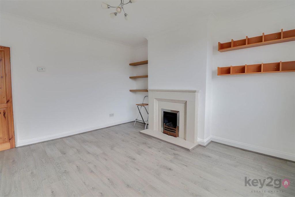 Property photo 2 of 15 Img_4611-Img_4613.Jpg