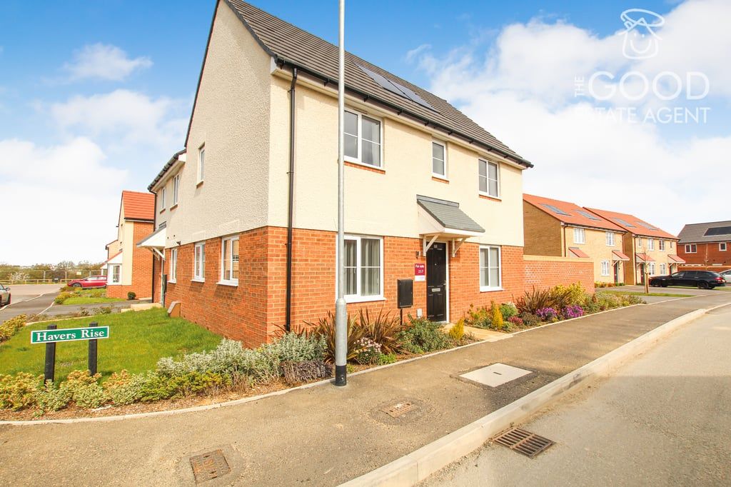 Property photo 2 of 21