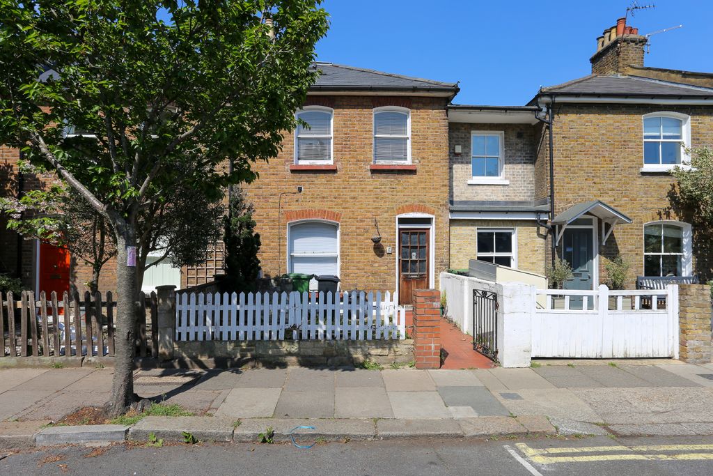 Property photo 1 of 13