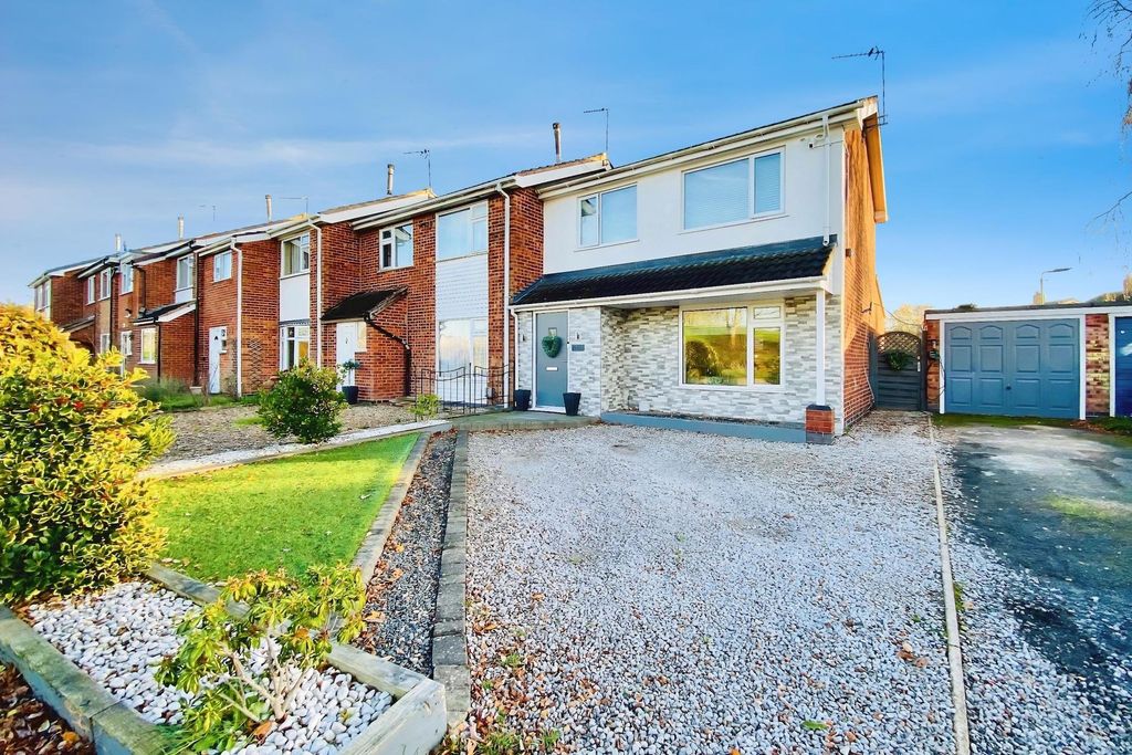 Property photo 1 of 22