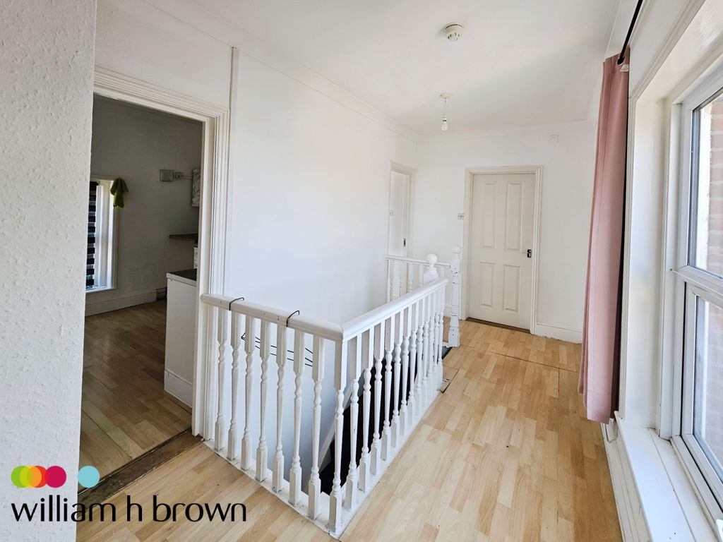 Property photo 3 of 10 Image