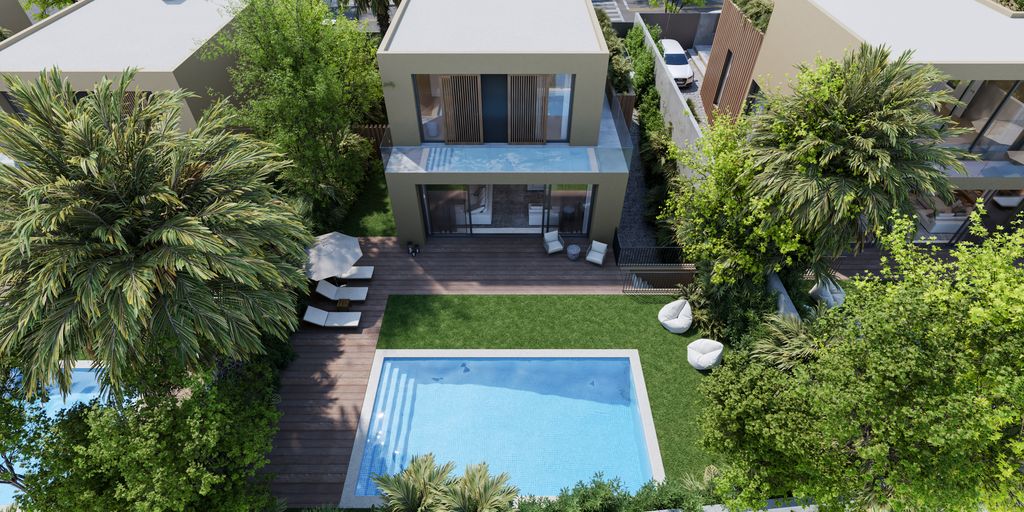 Property photo 1 of 36 Exterior