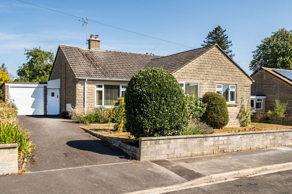Property photo 1 of 19