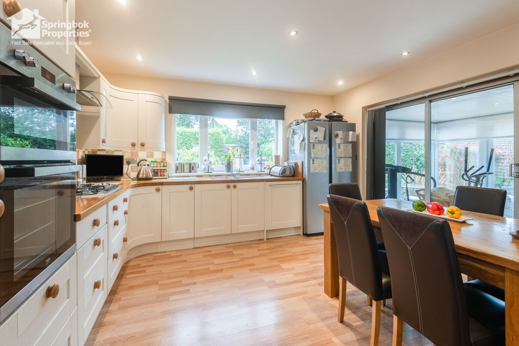 Property photo 3 of 35 Image 2