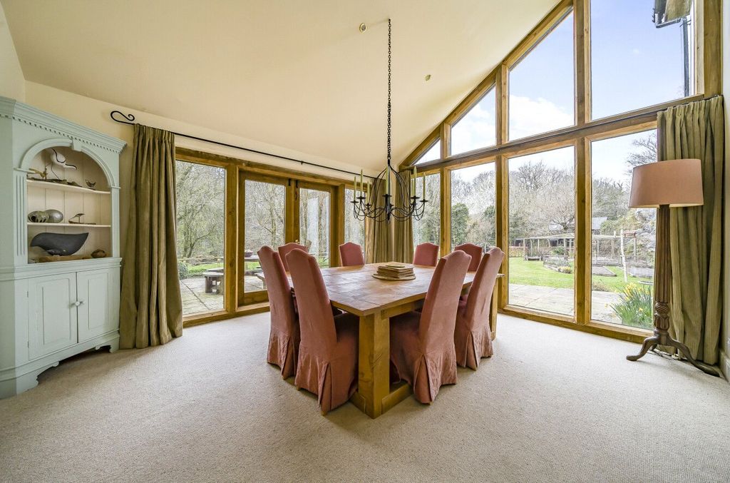 Property photo 2 of 25 Dining Room